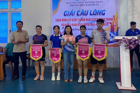 Giải cầu lông phường Điện Nam Trung trong khuôn khổ Đại hội TDTT lần thứ X, năm 2024.